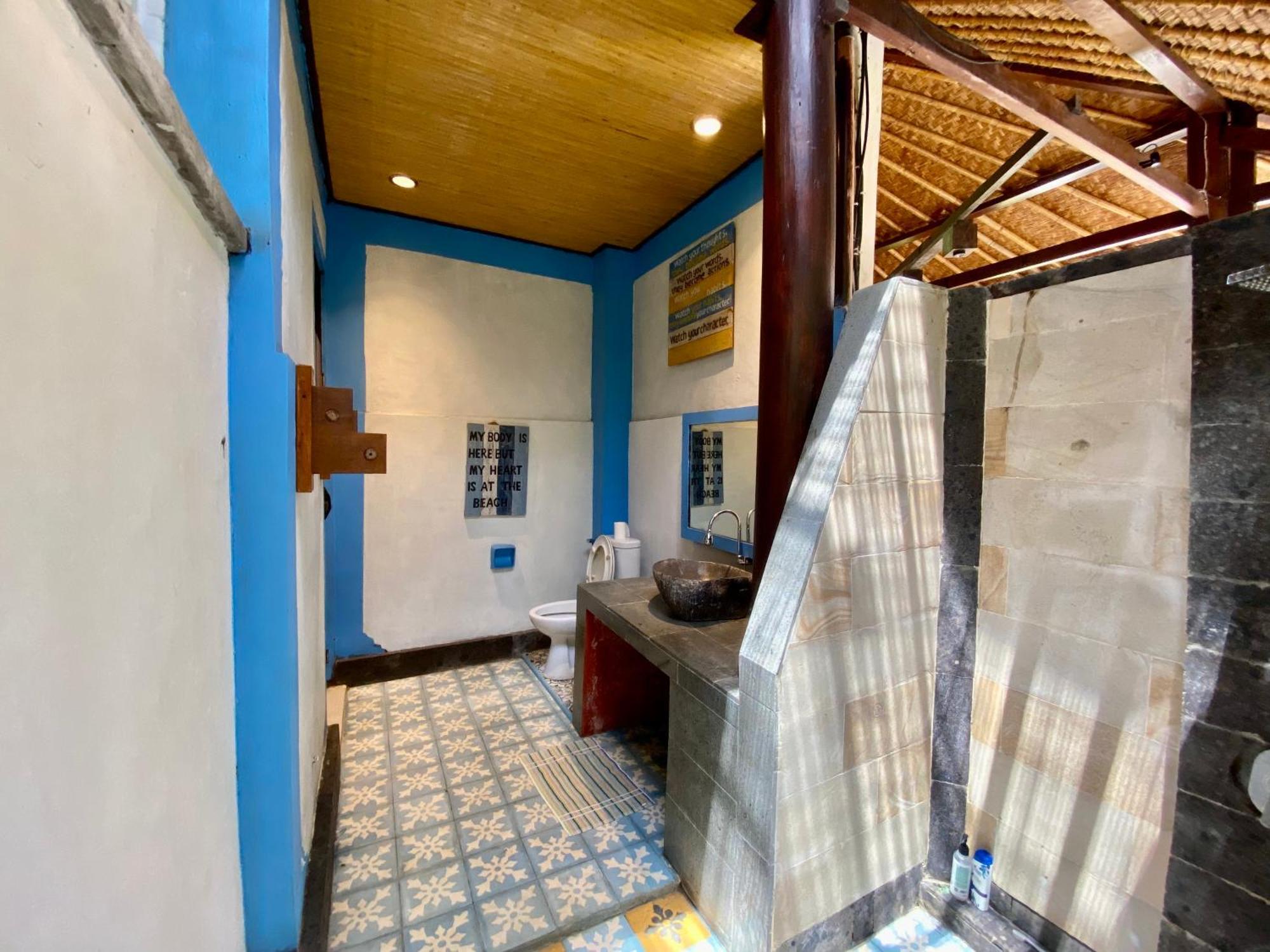 Hotel Little Tree House Sanur Pokój zdjęcie